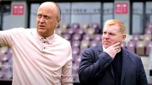 Achiziție de top pentru Rapid: a fost la Manchester City și a semnat cu formația giuleșteană pentru Neil Lennon!