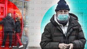 Prima apariție a lui Dan Petrescu după ce ar fi fost operat de urgență. A mers cu fiica la farmacie