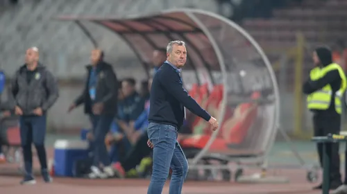 Scandal la Dinamo! Mircea Rednic amenință cu demisia dacă nu primește jucători. Ce „întăriri” a cerut de urgență antrenorul „câinilor”
