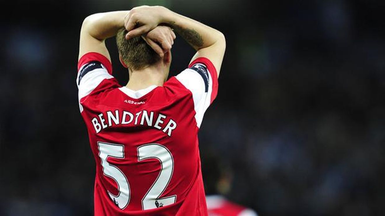 4. Niklas Bendtner - "52", "3"