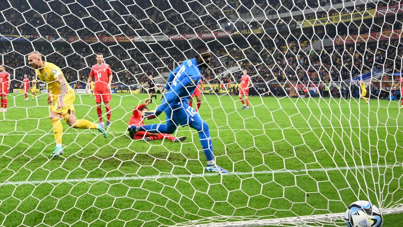 Apariții surpriză în tribune la România - Elveția! Cei doi au fost fotografiați în zona VIP