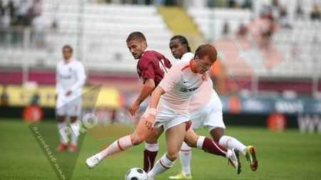 Frunză încă nu știe unde joacă:** "Îl aștept pe Maftei la Vaslui...la Urziceni...la Rapid" :)