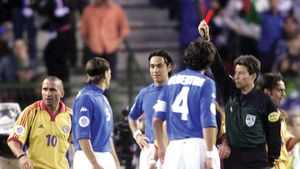 COMPARAȚIE | Cum arăta naționala României la ultimele victorii cu Italia. Ce echipe dădeau jucători la lot și ce scriau ziarele după meci. "Victorie de proporții! Secvențe la puls 200" 