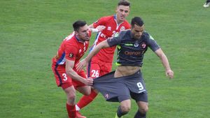 Moldoveanu a salvat-o pe Dinamo în derby-ul din play-out, cu FC Botoșani. "Câinii" au câștigat cu 1-0 și și-au consolidat poziția de lider