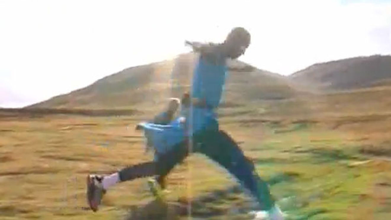 VIDEO&FOTO Abidal sfidează orice barieră!** Francezul forțează revenirea în echipa BarÃ§ei la un alt nivel