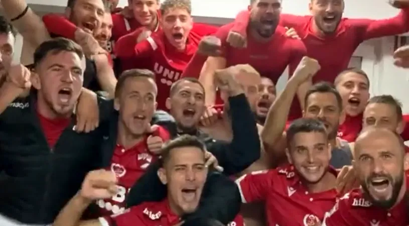 Au câștigat titlul? Sărbătoare nebună în vestiarul lui Dinamo dupa victoria cu Gaz Metan Mediaș | VIDEO