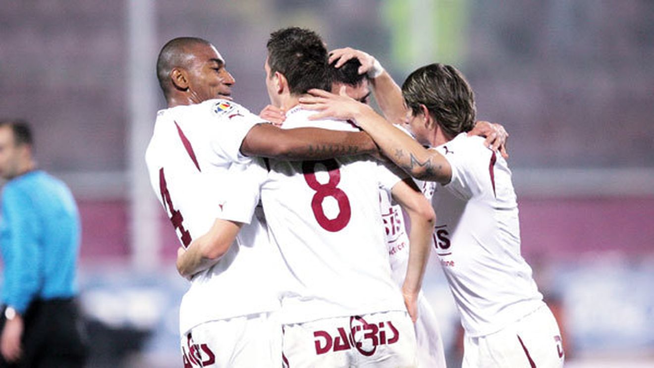 Copos "fură" de la Nicolae Badea!** Cum vor fi premiați jucătorii după noile reguli impuse de patron le echipă