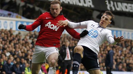 Chiricheș e "reparat": englezii anunță că va fi pe teren în derby-ul cu Liverpool