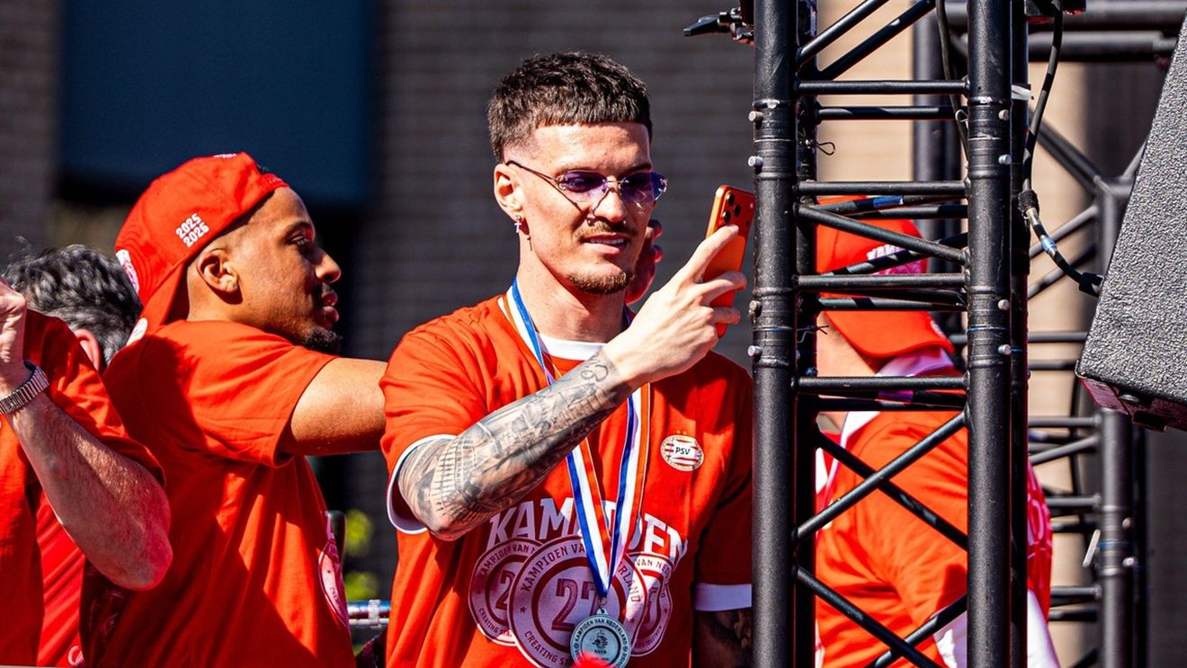 „Ești un party animal?”. Reacția lui Dennis Man și mesaj clar: „N-am mai văzut așa ceva în viața mea”