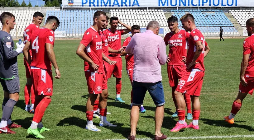 CSM Slatina începe al treilea sezon de Liga 2 cu un lot care cuprinde 29 de jucători! 14 sunt noi achiziții pentru echipa antrenată de Daniel Oprescu