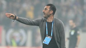 O nouă șansă pentru Elias Charalambous să o antreneze pe Lyon! Fabio Grosso a fost demis de la multipla campioană a Franței
