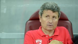 Meciul cu Petrolul, de "totul sau nimic" pentru Mulțescu: "E liniștea dinaintea furtunii! Trebuie să câștigăm, nu să jucăm bine!"