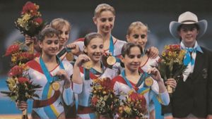 3 momente unice povestite de Andreea Răducan. "Când eram mică și îmi făceam treburile prin casă, știam că e gimnastică la televizor pentru că auzeam vocea lui Cristian Țopescu"