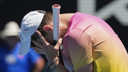 Culmea culmilor pentru tenismenul sponsorizat de Ion Țiriac! A lăsat România pentru Franța, dar a fost învins de un român la Australian Open