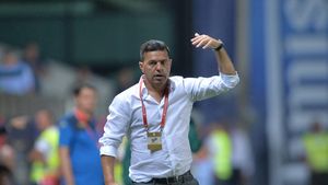 Răzvan Burleanu, intervenție de ultim moment în privința lui Cosmin Contra! Ce se întâmplă cu selecționerul României