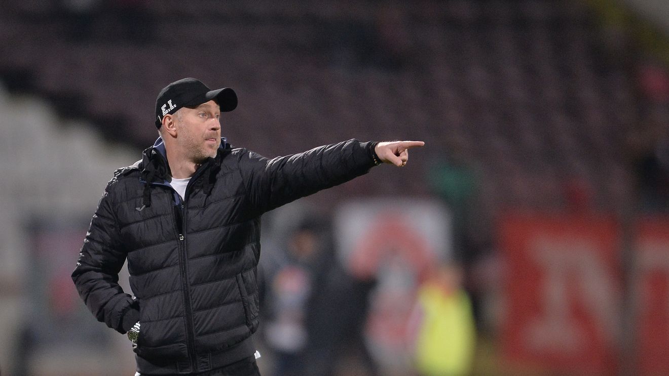 EXCLUSIV | Edi Iordănescu, replică dură pentru Rednic: "Se bagă în treburi care nu-l privesc. Îmi ține evidența banilor, o să apelez la el dacă am nevoie de consilier"

