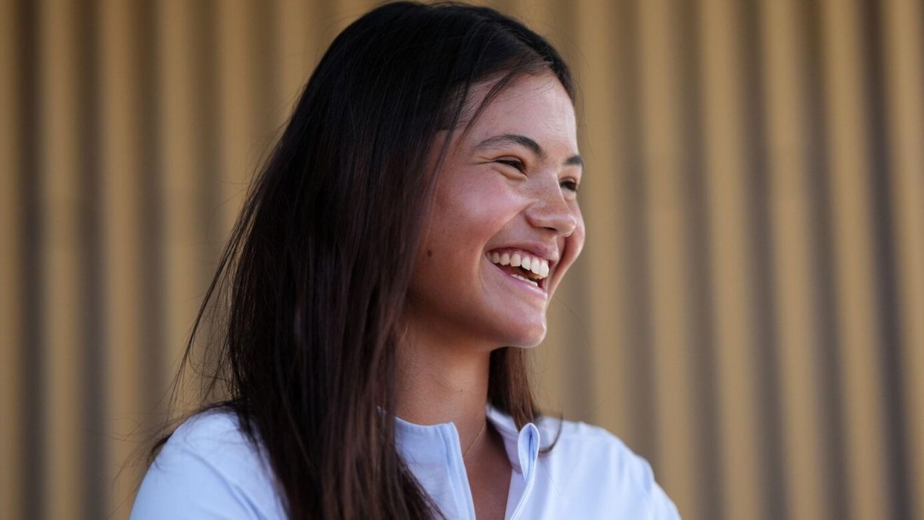 „Ai o relație cu Carlos Alcaraz?”. Ce răspuns a dat Emma Răducanu, după ce s-a fâstâcit