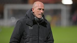 E iureș la echipa lui Ianis Hagi. Ședință de urgență a șefilor lui Rangers pentru a-l da afară pe Philippe Clement