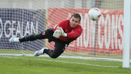 Dinu: "Lobonț pleacă sigur de la Dinamo"