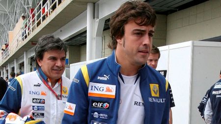 Fernando Alonso a semnat cu Ferrari!