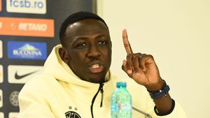 Decizie radicală luată după ce Baba Alhassan a ajuns la FCSB! Transferul e iminent și a devenit o chestiune de zile | EXCLUSIV