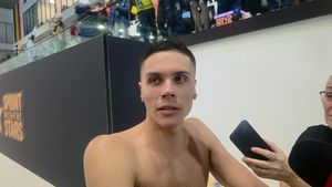 Au aruncat cu pixuri în David Popovici! Campionul României, cât pe ce să fie rănit