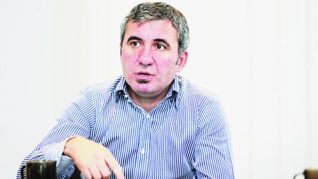 Hagi, mereu la mijloc!** Filmul relației dintre Mircea Sandu și Giovani Becali: Începuturile, frăția și conflictul