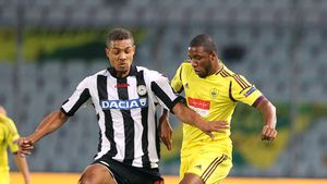 Caz UNIC în fotbalul profesionist!** Meciul românilor Papp și Stoian face înconjurul lumii! GAFA de proporții care a UIMIT Europa