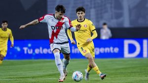 Andrei Rațiu a jucat doar 17 minute în Valencia - Rayo Vallecano 1-1! Ce notă a primit românul