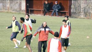 A făcut spectacol în Ligă cu CFR, iar Becali l-a vrut în această toamnă la Steaua!** Pe cine a mai pus mâna ȚSKA Sofia