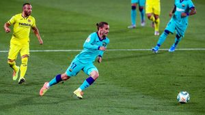 Rezumat Villarreal - Barcelona 1-4. Show total cu Leo Messi, Luis Suarez și Antoine Griezmann. Catalanii au înscris goluri superbe și rămân în lupta pentru titlu în La Liga. VIDEO cu fazele meciului