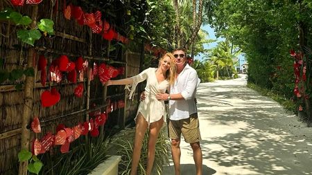 Cum e viața de mamă pentru Valentina Pelinel, soția milionarului Cristi Borcea