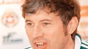 Copos îl vrea pe Malesani