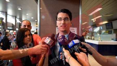 Burleanu spune că Pițurcă n-are vorbe cu arabii: "Mi-a confirmat că zvonul plecării sale este unul fals"