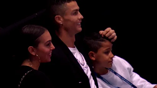 Turneul Campionilor | Debut lin pentru Djokovic. FOTO & VIDEO: Cristiano Ronaldo l-a eclipsat pe „Nole”. Starul lui Juve s-a făcut de râs în tribună