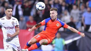 Gigi Becali dă lovitura verii cu un transfer de senzație: 7,5 milioane de euro pe Darius Olaru, de la o echipă din Emiratele Arabe | EXCLUSIV