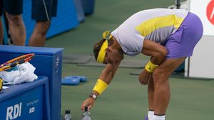 Ritualurile lui Rafael Nadal l-au lăsat mască pe actorul Florin Piersic Jr: „Când l-am văzut că face chestiile astea, am zis: 'Ok, nu sunt singurul!'"