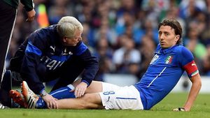 Montolivo s-a operat și transmite un mesaj dur: "Unii mi-au dorit accidentarea, chiar moartea!". Cât stă pe tușă italianul, după accidentarea gravă