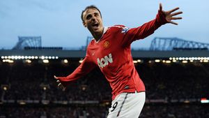 Berbatov, aproape de Newcastle!** Manchester va ieși în pierdere după plecarea bulgarului