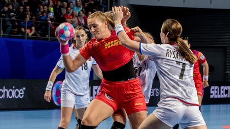 MVP-ul meciului cu Spania, Crina Pintea, a mitraliat arbitrii: "A trebuit să luptăm împotriva tuturor, nimeni nu e de partea noastră"