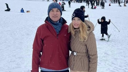 Au tăbărât pe Cristi Borcea la pozele cu Valentina Pelinel și a ieșit circ total: „Îi mai lipseau renii”