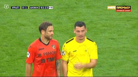 Duel alb-roșu în Rusia! Bicfalvi și Paul Anton au deschis noul sezon. Cine a marcat unicul gol al partidei