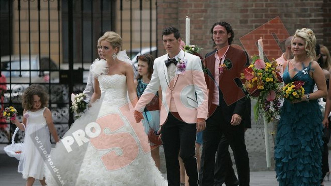 FOTO & VIDEO **Dănănae s-a căsătorit: "Am semnat cel mai important contract din viață" :)