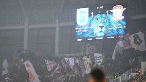 Măsuri drastice aplicate în urma incidentelor de la derby-ul Universitatea Craiova - Rapid. Ce s-a întâmplat în galeria giuleşteană