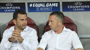 Mihai Stoica, mesaj pentru "hateri", înainte de meciul care poate duce FCSB în primăvara europeană: "Să se lipească de telecomenzi". A anunțat câte bilete s-au vândut până miercuri seară