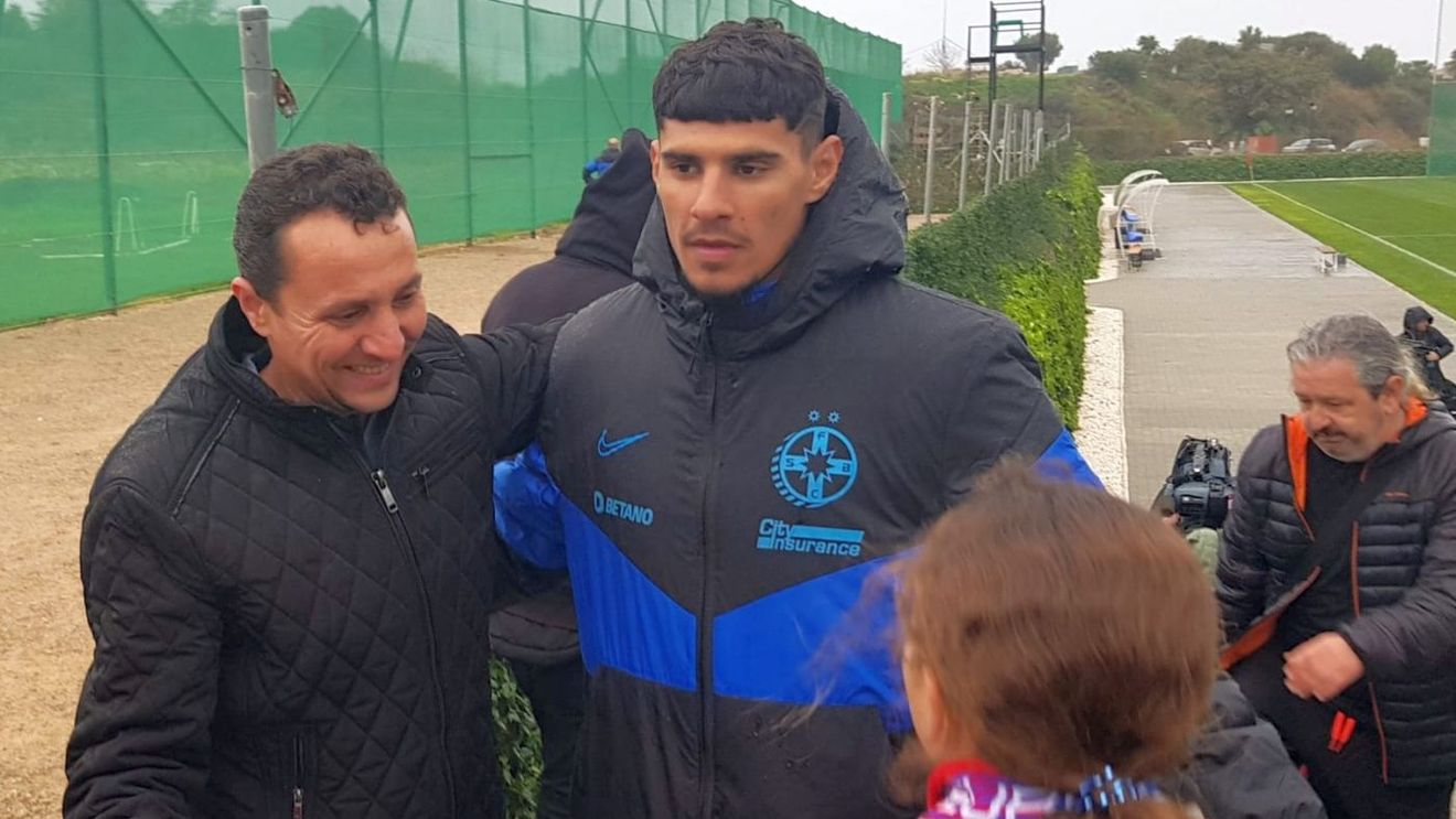 Florinel Coman a fost cel mai bun de pe teren chiar și cu probleme de sănătate! Când a fost înlocuit s-a oprit direct la doctorul echipei EXCLUSIV