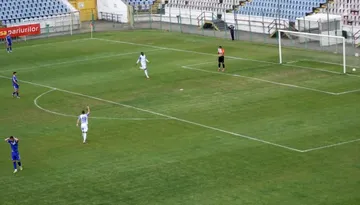VIDEO | Ca Bănel Nicoliță pe ”Bernabeu!” Tontogol în Liga 2, dar cu actorul principal în rolul portarului