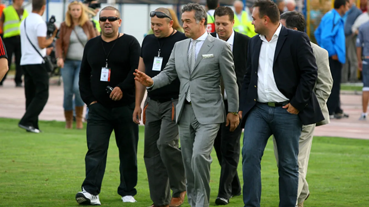 Gigi Becali: 