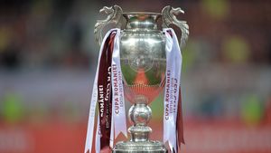 Rezultatele 16-imilor Cupei Românei și echipele calificate în optimi. Steaua se impune greu cu Foresta, Astra câștigă cu mari emoții cu "pizzerii" de la Becicherecu Mic. FC Botoșani s-a "afumat"