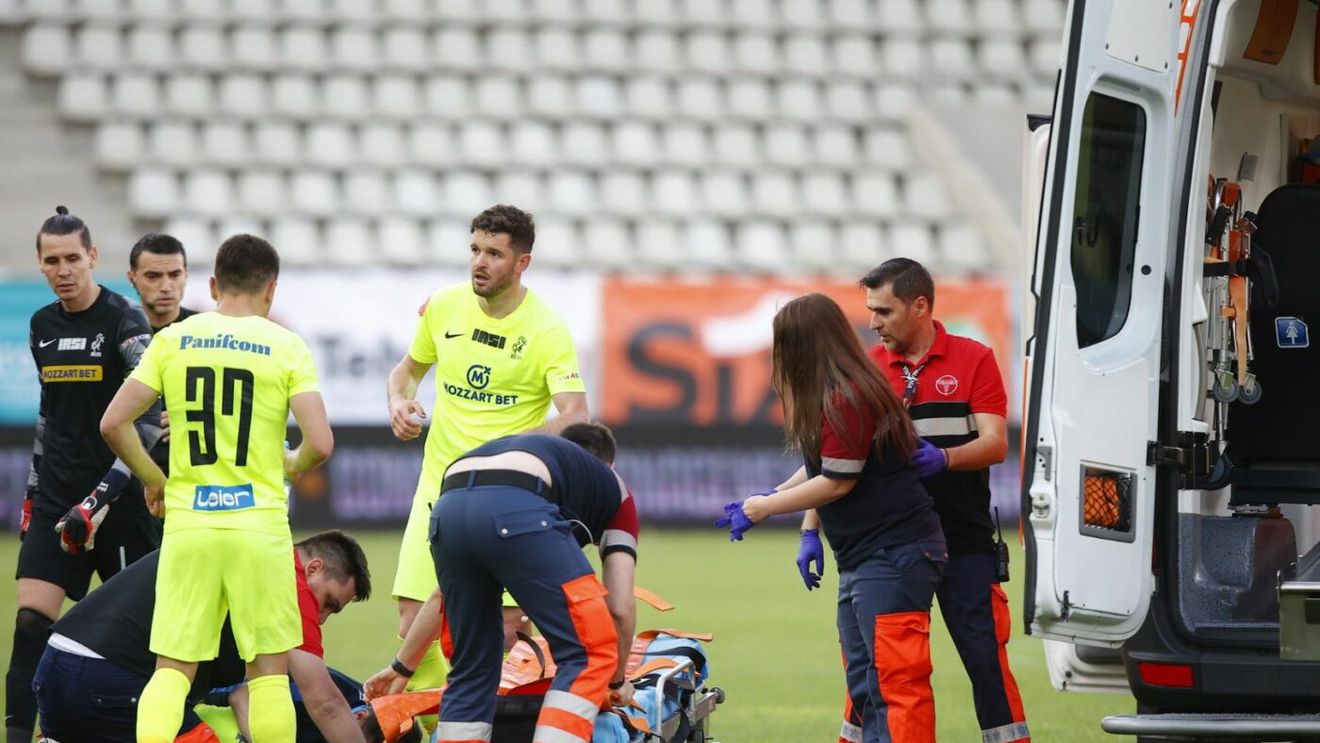 Verdictul medicilor pentru Luca Mihai este crunt, după Dinamo - Poli Iași 1-0! Nu aude cu urechea unde a fost lovit și primul diagnostic e dur
